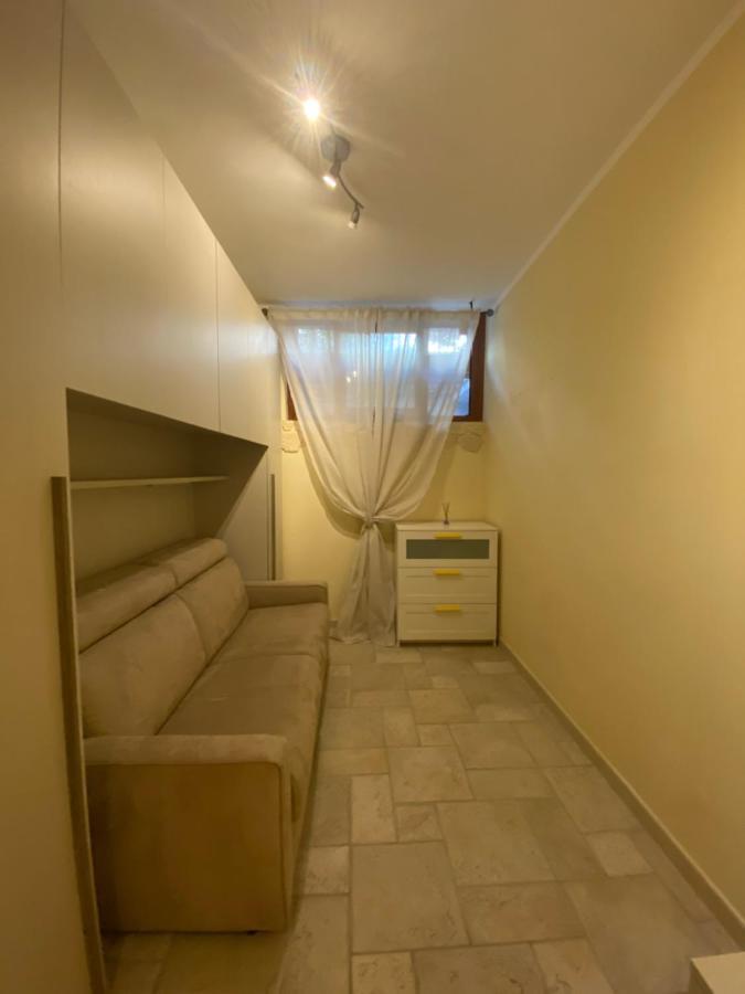 Br Apartment Bari Exterior photo